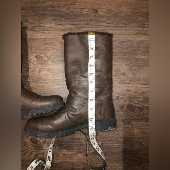 Rugged Outback |  Brown Lined Winter Boots: US 9 - Picture 4 of 16